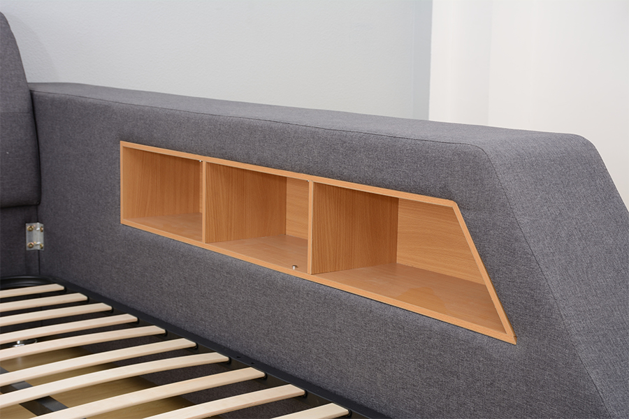 1550 Cainteoir Bluetooth Fráma Leaba Comhtháite Fóillíochta Upholstered