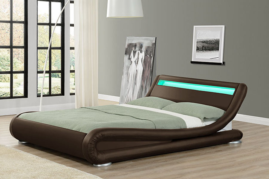 1881 Leaba Upholstered Fabraic Nua-Aimseartha